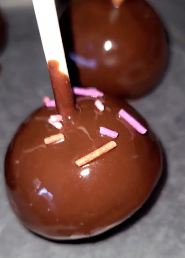 Keto friendly chocolate cake pops